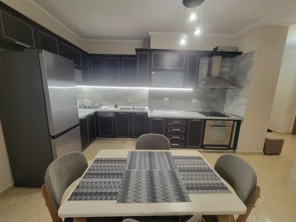 Tirane, shitet apartament 2+1+Ballkon Kati 5, 112 m² 150.000 € (Teodor Keko)