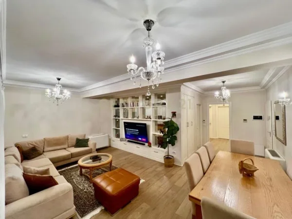 Tirane, jepet me qera apartament 2+1+Aneks+Ballkon Kati 3, 132 m² 1.200 € (Neom115564)
