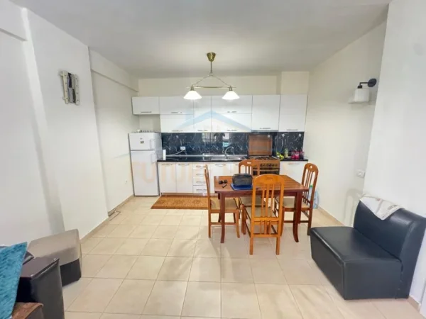 0683487469  Tirane, jepet me qera apartament 1+1+Ballkon Kati 7, 75 m² 400 € (Kompleksi Fratari , Unaza e Re)