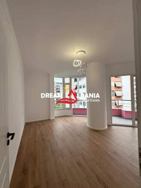 Tirane, shitet apartament 2+1 , 86 m² 133.000 € (astir)