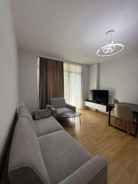 Tirane, jepet me qera apartament 2+1+Ballkon Kati 6, 100 m² 700 € (Irfan tomini)