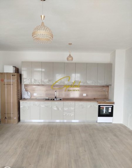 Tirane, jepet me qera ambjent biznesi Kati 2, 125 m² 550 € (RRUGA DINE HOXHA)