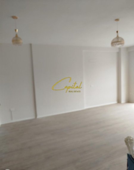 Tirane, jepet me qera ambjent biznesi Kati 2, 125 m² 550 € (RRUGA DINE HOXHA)