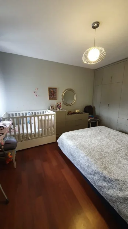 Tirane, shitet apartament 2+1+Ballkon Kati 8, 80 m² 250.000 € (Rruga e Kosovareve)