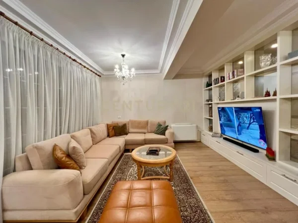 Tirane, jepet me qera apartament 2+1 Kati 3, 132 m² 1.200 € (don bosko)