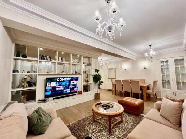 Tirane, jepet me qera apartament 2+1 Kati 3, 132 m² 1.200 € (don bosko)