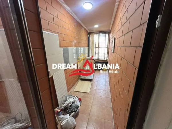 Tirane, shitet apartament 3+1 , 130 m² 234.000 € 