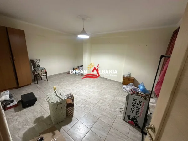 Tirane, shitet apartament 3+1 , 130 m² 234.000 € 