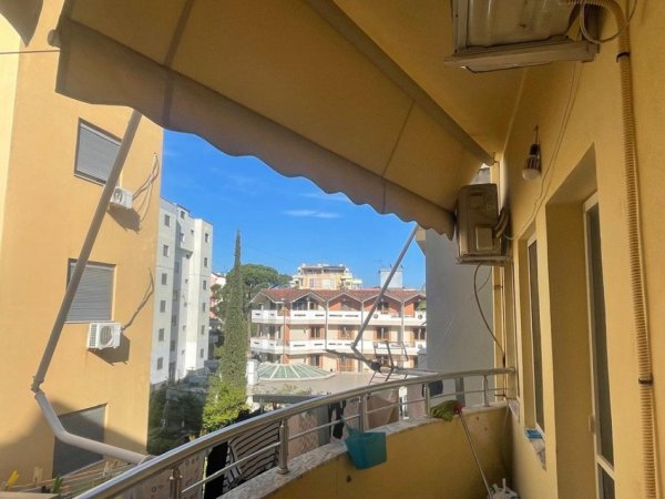 Durres, shitet apartament 1+1+Ballkon Kati 3, 60 m² 90.000 € (Mali i Robit, prane Premium Fafa)
