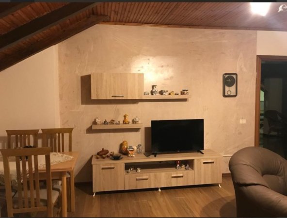 Tirane, jepet me qera apartament 2+1+Ballkon Kati 3, 120 m² 500 € (Rruga Arkitekt Sinani)