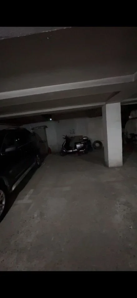 Tirane, shitet ambjent biznesi Kati 0, 40 m² 45.000 € (ish ekspozita)