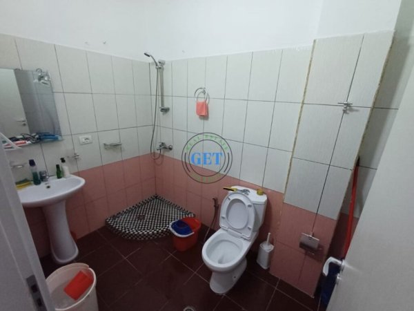 Durres, shitet apartament 3+1+Ballkon Kati 2, 114 m² 115.000 € (Qendra Tregtare Galaktik)