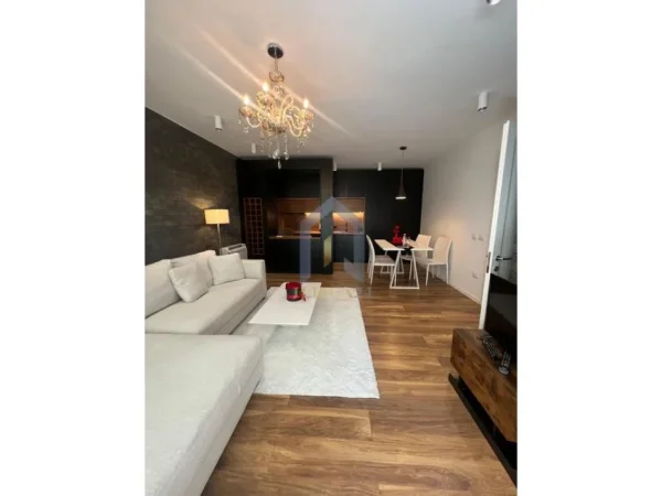 Tirane, shes 1+1+Ballkon Kati 2, 2.500.000 € (Bllok Rruga Sami Frasheri)