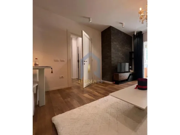 Tirane, shes 1+1+Ballkon Kati 2, 2.500.000 € (Bllok Rruga Sami Frasheri)