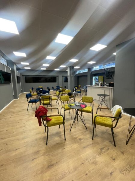Tirane, shes ambjent biznesi Kati -1, 275 m² 687.500 € (Vasil Shanto)