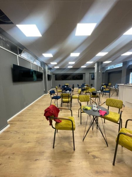 Tirane, shes ambjent biznesi Kati -1, 275 m² 687.500 € (Vasil Shanto)
