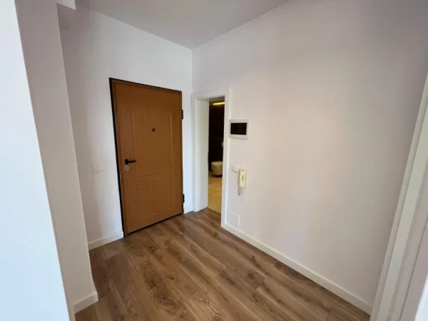 Tirane, shitet apartament 2+1 Kati 10, 101 m² 212.000 € (rruga e kavajes)