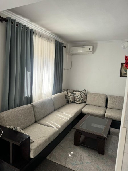Tirane, jepet me qera apartament 2+1 Kati 5, 70 m² 500 € (ali demi)