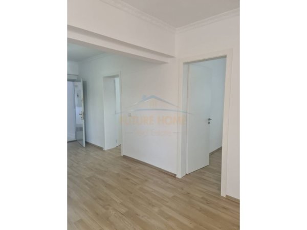 Tirane, shitet apartament 2+1 Kati 5, 73 m² 155.000 € (Rruga E Kosovareve)
