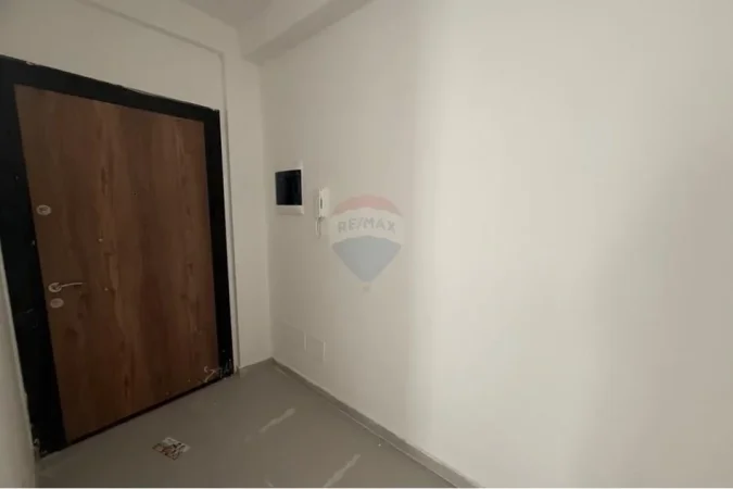 Tirane, shitet 2+1+Ballkon Kati 7, 84 m² 94.000 € (univers city)