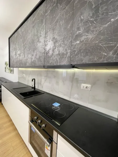 Tirane, shitet apartament 2+1+Aneks Kati 7, 96 m² 148.000 € (laprake)