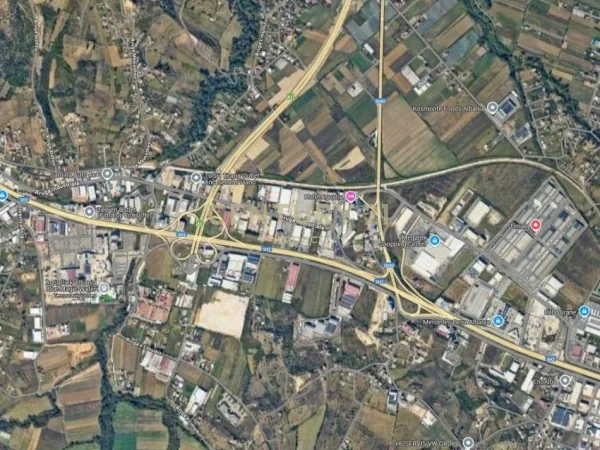 Tirane, jepet me qera ambjent biznesi Kati 5, 3.553 m² 31.100 € (Autostrada Durres - Tirane)