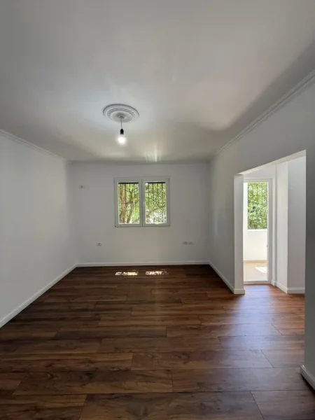 Tirane, shitet apartament 1+1 Kati 2, 64 m² 122.000 € (RRUGA IRFAN TOMINI)