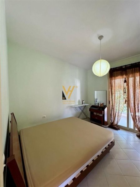 Durres, shitet apartament 2+1+Ballkon Kati 2, 80 m² 168.000 € (GJIRI I LALZIT)