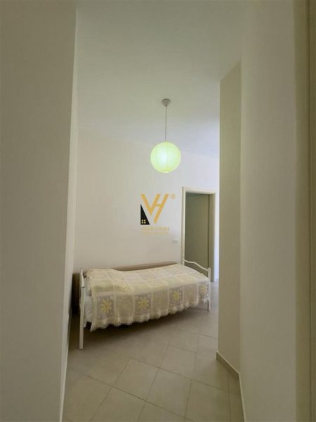 Durres, shitet apartament 2+1+Ballkon Kati 2, 80 m² 168.000 € (GJIRI I LALZIT)