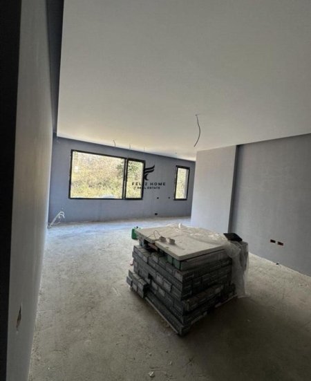 Tirane, shitet apartament 2+1+Ballkon Kati 4, 130 m² 286.000 € (RRUGA E ELBASANIT)