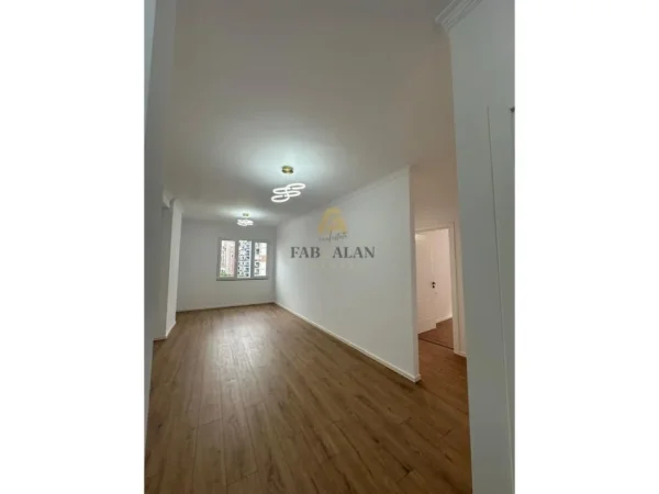 Tirane, shitet apartament 2+1+2 Kati 4, 86 m² 133.000 € (ASTIR, KOMPLEKSI EVEREST)