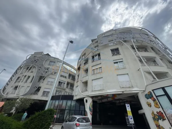 Tirane, shitet apartament 2+1 Kati 1, 76 m² (Residenca Kodra e Diellit)