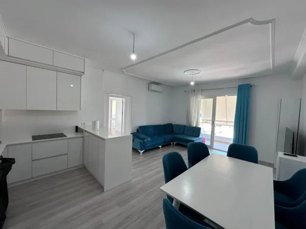 Tirane, shitet apartament 2+1 Kati 3, 114 m² 300.000 € (Rruga studenti)