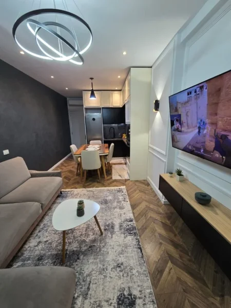 Tirane, shitet apartament 2+1 Kati 3, 89 m² 