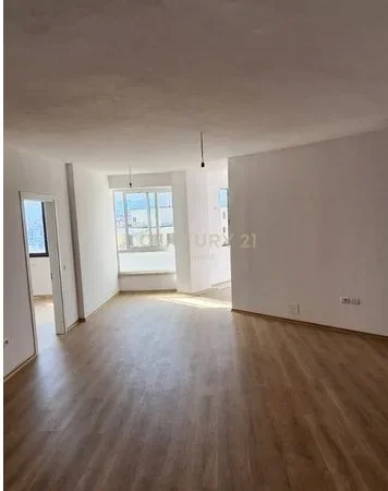 Tirane, shes apartament+verande | Penthouse 2+1+Ballkon Kati 9, 150.000 € (Astir)