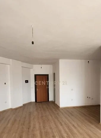 Tirane, shes apartament+verande | Penthouse 2+1+Ballkon Kati 9, 150.000 € (Astir)