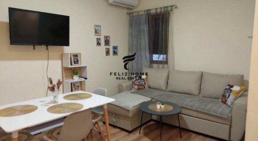 Tirane, jepet me qera apartament 1+1+Ballkon Kati 1, 72 m² 600 € (MYSLYM SHYRI)