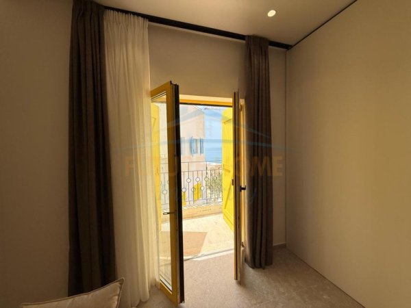 Dhermi - Palase, shitet apartament 2+1 Kati 2, 114 m² 495.000 € (Kompleksi Santorini, Drimadhë)
