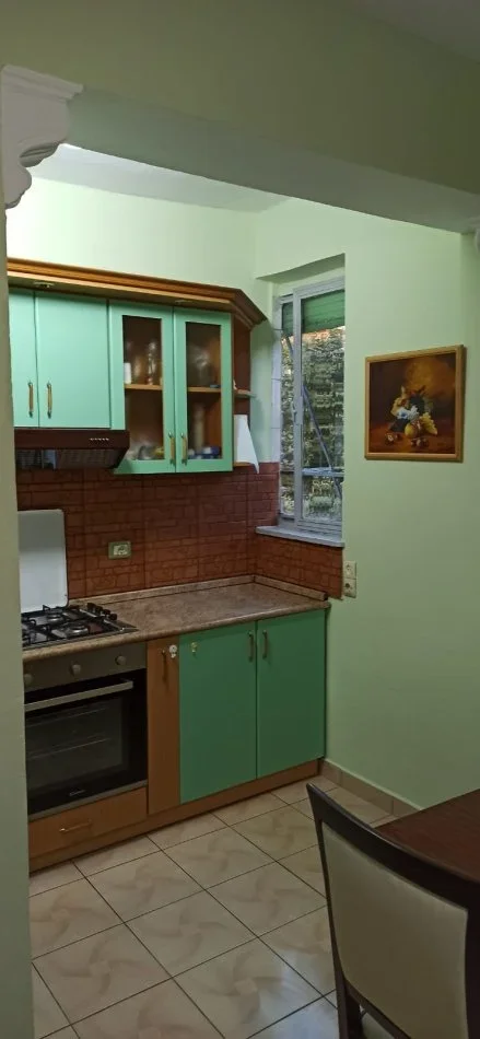 Tirane, jepet me qera apartament 2+1+Aneks+Ballkon Kati 5, 75 m² 600 € (BLV. GJERGJ FISHTA, TIRANE)