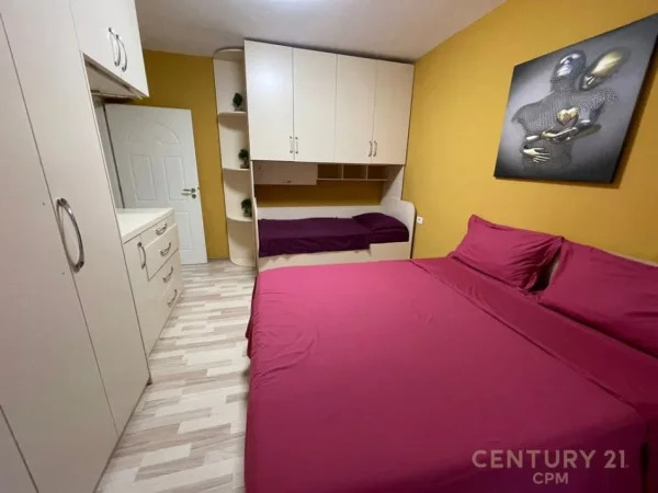 Tirane, jepet me qera apartament 1+1+Ballkon Kati 1, 58 m² 450 € (Ali Demi)