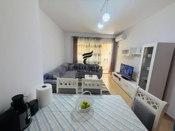 Tirane, jepet me qera apartament 1+1+Ballkon Kati 5, 62 m² 450 € (ASTIR)