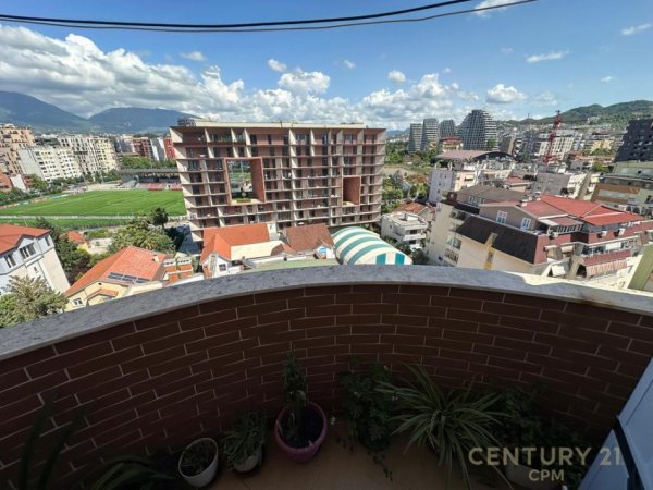 Tirane, shitet apartament 2+1+Ballkon Kati 10, 91 m² 200.000 € (Komuna E Parisit)