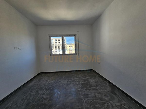 Tirane, jepet me qera apartament 1+1 Kati 5, 68 m² 750 € (pazari i ri)