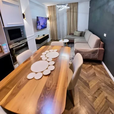 Tirane, shitet apartament , 90 m² 179.000 € 