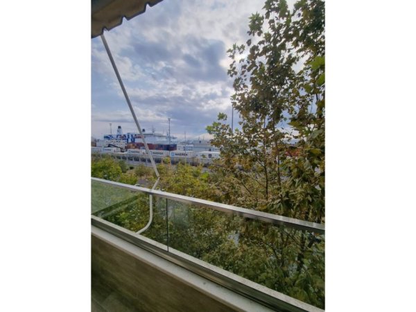 Durres, shitet apartament 3+1 Kati 3, 134 m² 360.000 € (RRUGA E PORTIT)