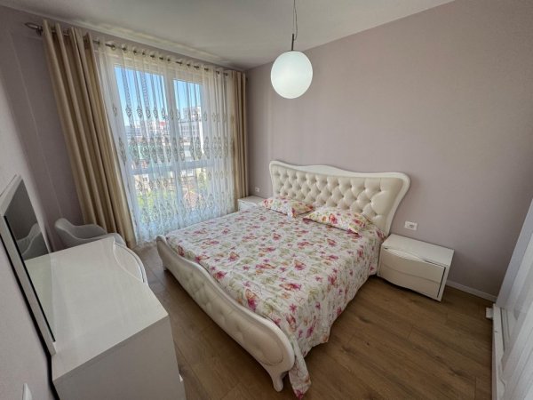 Tirane, jepet me qera apartament 1+1 Kati 3, 65 m² 600 € (rruga siri kodra)