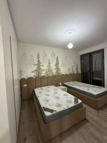 Tirane, jepet me qera apartament 2+1 , 95 m² 700 € (Don Bosko)