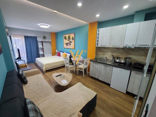 Tirane, jepet me qera hotel Kati 9, 300 m² 6.500 € (RRUGA E KAVAJES)