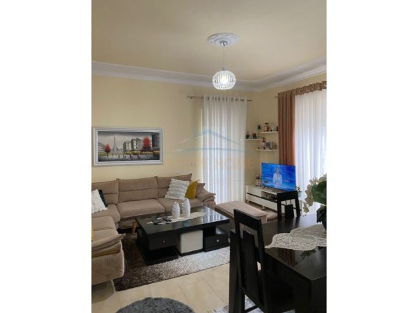 Tirane, shitet apartament 2+1+Ballkon Kati 1, 124 m² 151.000 € (FRESK)