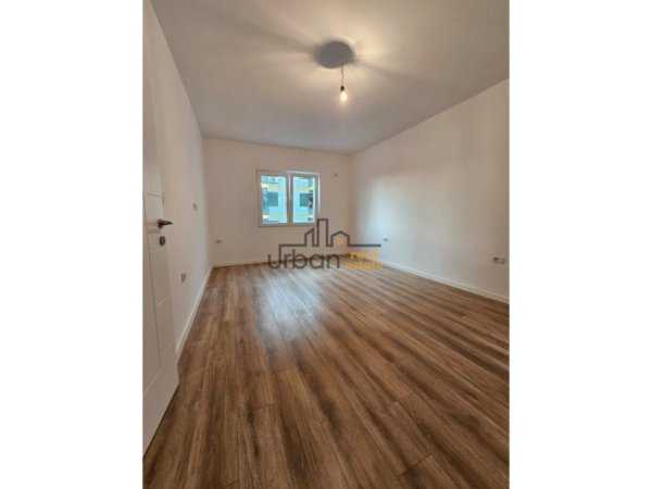 Tirane, shitet apartament 1+1 Kati 5, 44 m² 102.000 € (Mozaiku)